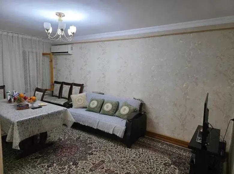 Sotiladi 2 xonali kvartira, 51 m², 1/5 qavat — Shayxontohur tumani
