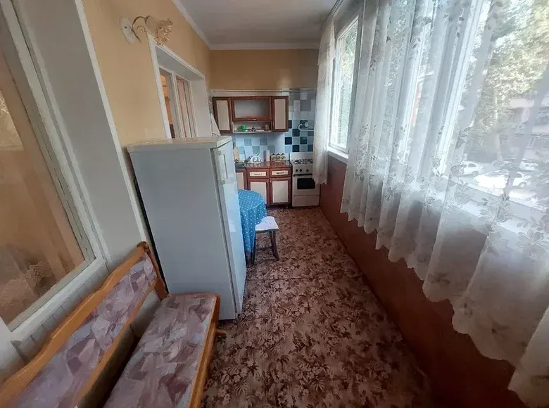 Sotiladi 1 xonali kvartira, 42 m², 2/4 qavat — Yunusobod tumani