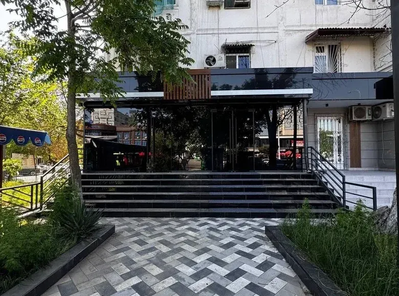 Ижарага берилади тижорат биноси, 120 м² — Яккасарой тумани