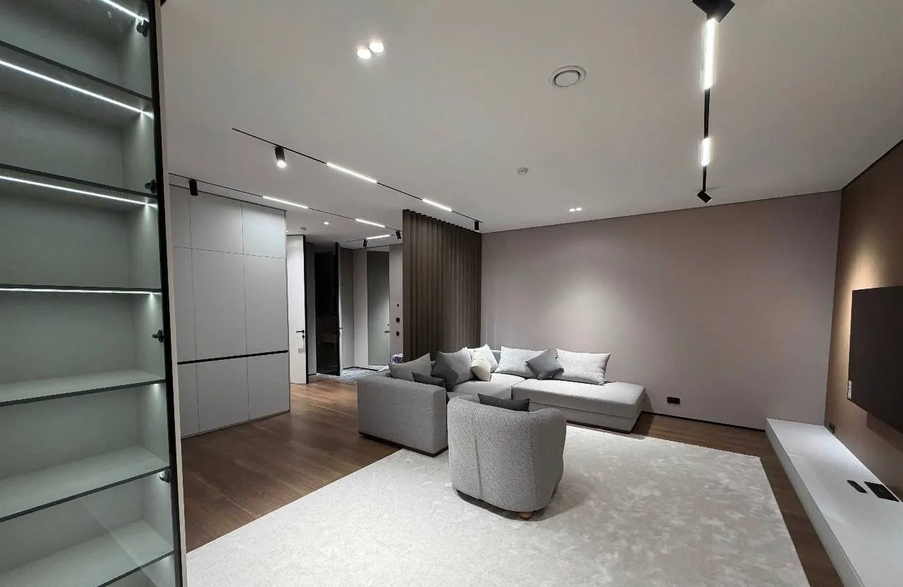Продаётся 3-комнатная квартира, 92 м², 4/14 этаж — Яккасарайский район