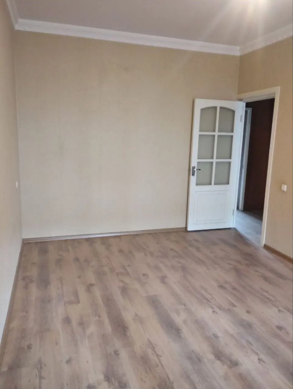 Сотилади 2 хонали квартира, 60 м², 2/4 қават — Мирзо Улуғбек тумани