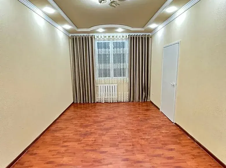 Sotiladi 2 xonali kvartira, 48 m², 2/4 qavat — Chilonzor tumani