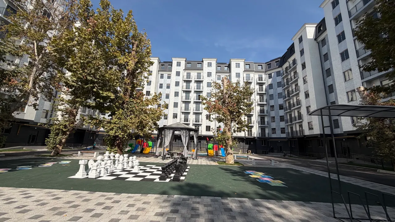 Продаётся 2-комнатная квартира, 100 м², 7/8 этаж — Чиланзарский район