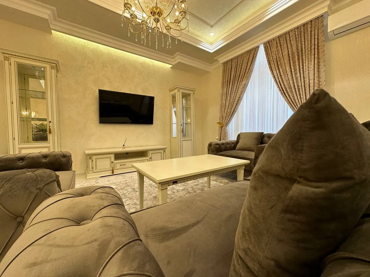 Ijaraga beriladi 4 xonali kvartira, 160 m², 5/8 qavat — Chilonzor tumani