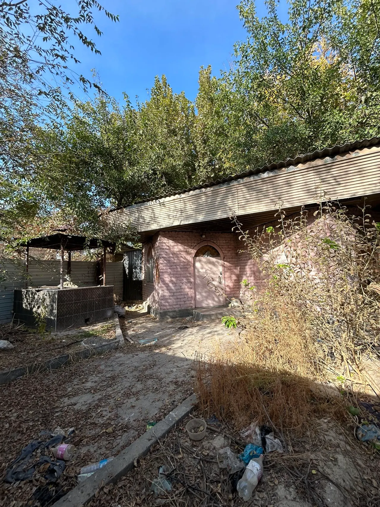 Sotiladi tijorat binosi, 43 m² — Yangiyoʻl tumani