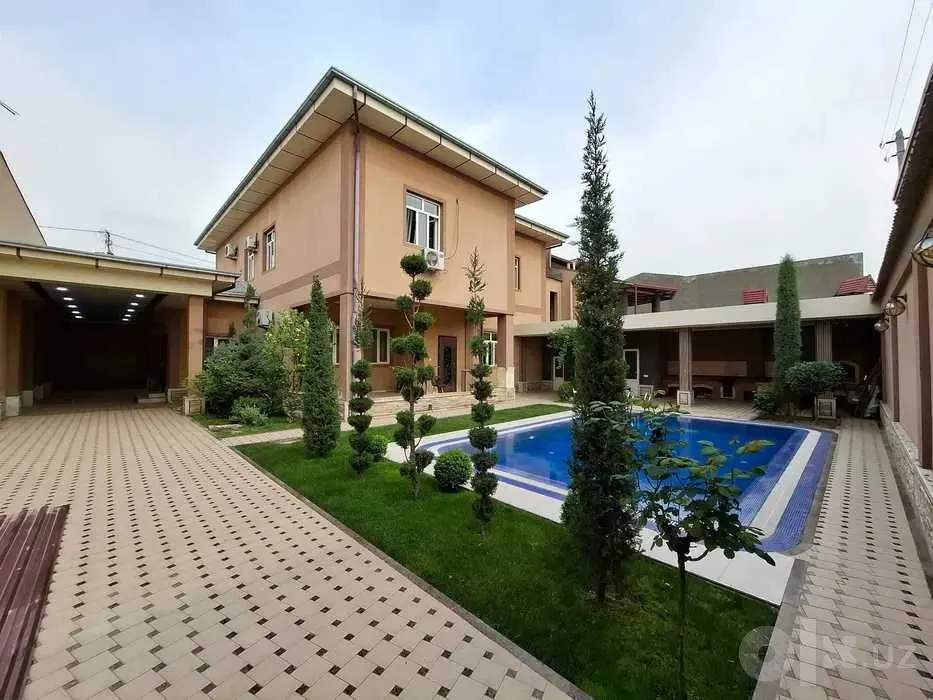 Ijaraga beriladi 8 xonali hovli uy, 6 sotix, 3 qavatli — Mirzo Ulugʻbek tumani