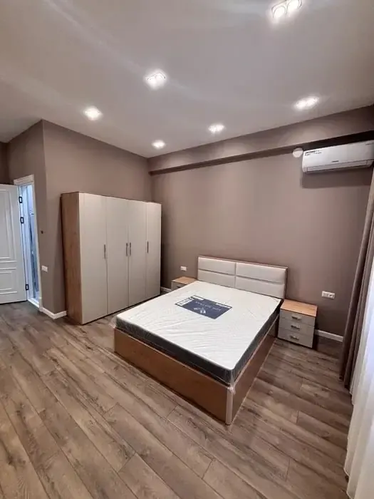 Ижарага берилади 7 хонали дала ҳовли, 3 сотих, 400 м², 3/3 қават — Яккасарой тумани
