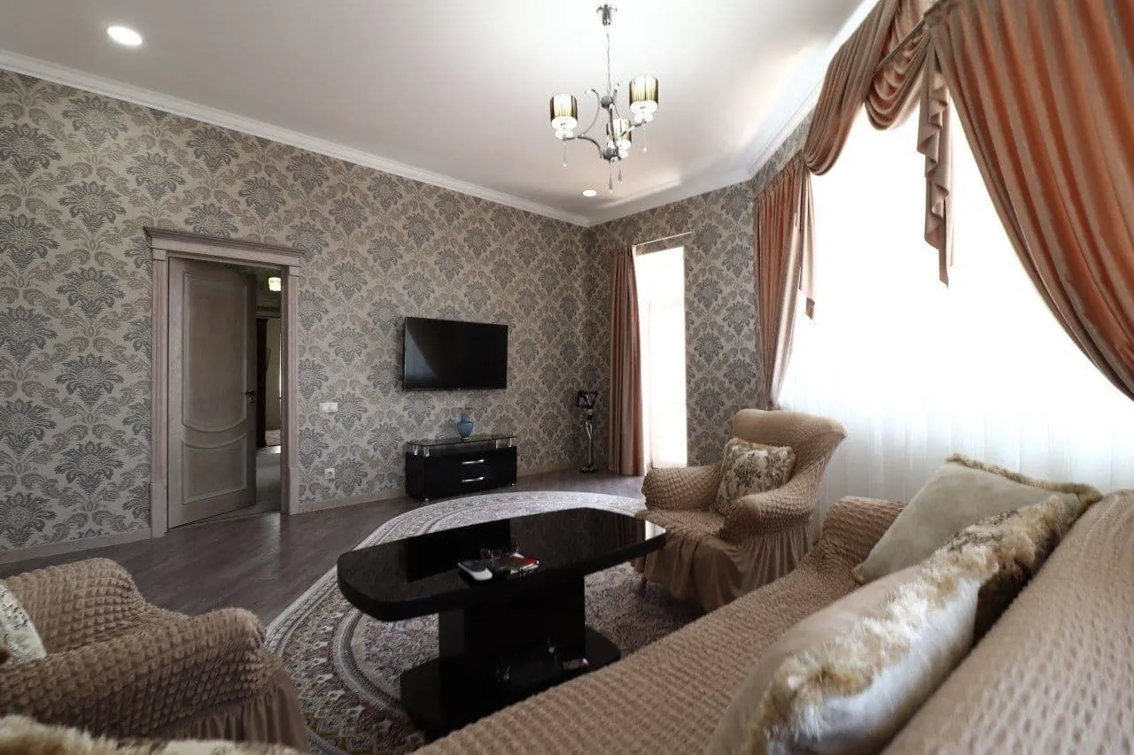 Ijaraga beriladi 2 xonali kvartira, 97 m², 7/8 qavat — Mirobod tumani