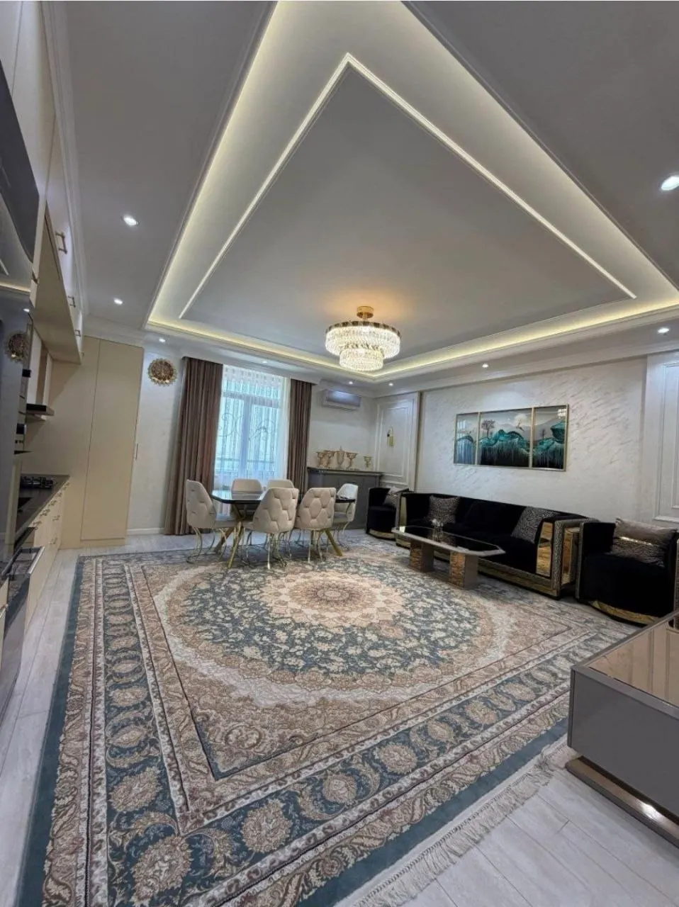 Sotiladi 3 xonali kvartira, 103 m², 5/10 qavat — Yakkasaroy tumani