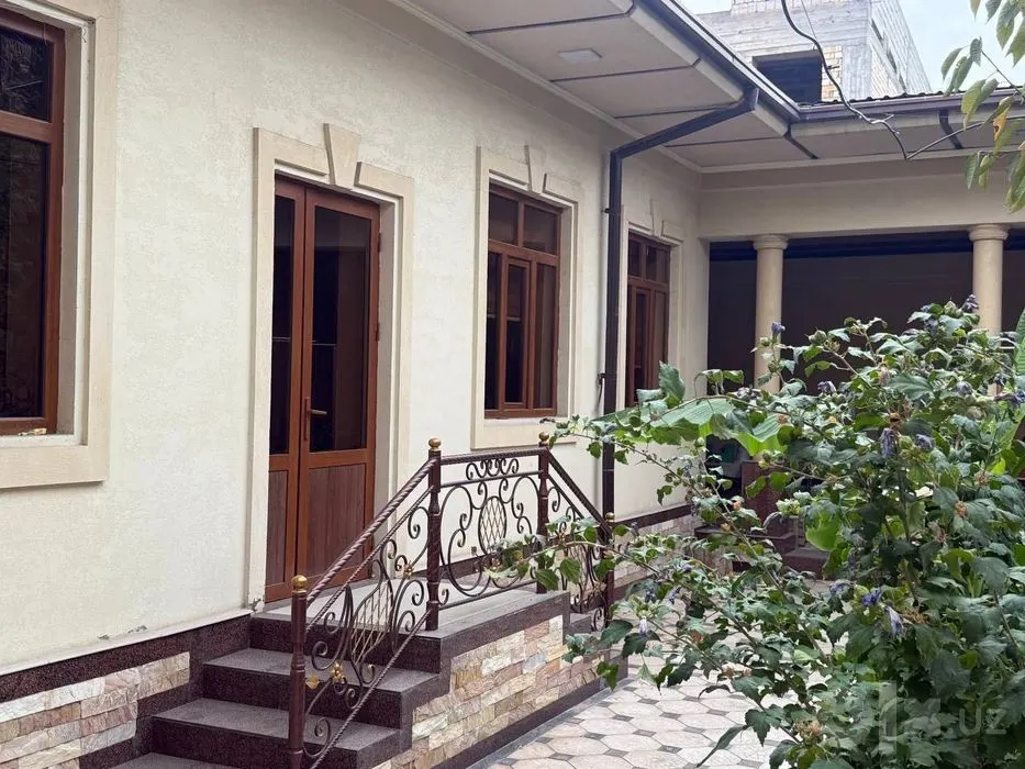 Ижарага берилади 2 хонали ҳовли уй, 150 м², 2 қаватли — Сергели тумани