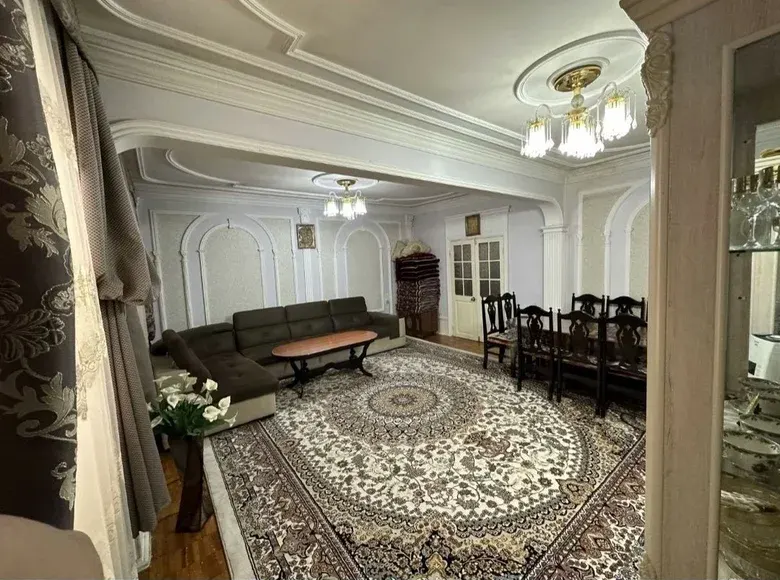 Сотилади 4 хонали квартира, 90 м², 8/9 қават — Чилонзор тумани