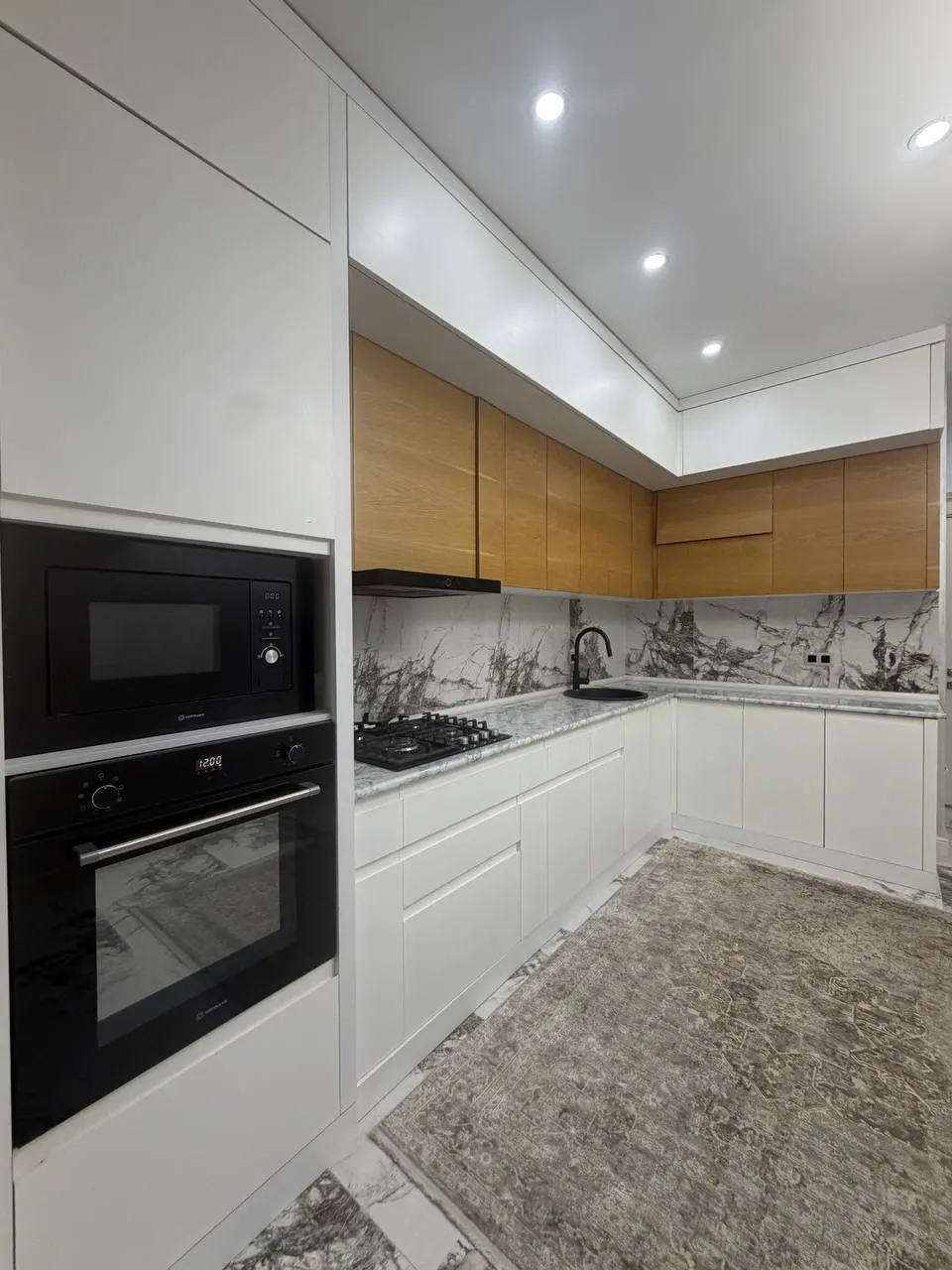 Сотилади 3 хонали квартира, 100 м², 6/9 қават — Юнусобод тумани