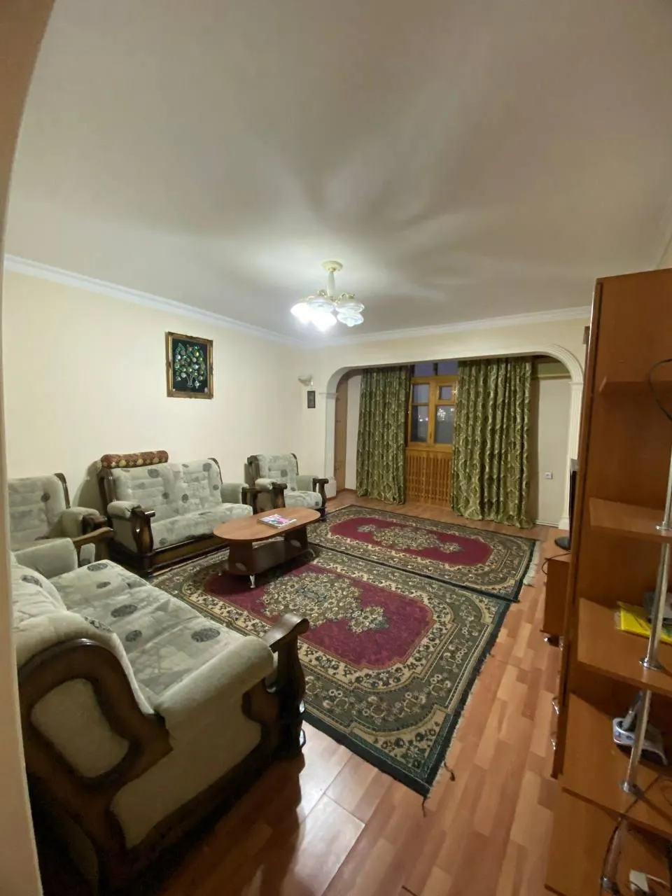 Продаётся 3-комнатная квартира, 72 м², 8/9 этаж — Мирабадский район