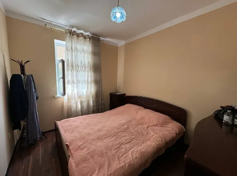 Сотилади 3 хонали квартира, 77 м², 1/5 қават — Фарғона шаҳри