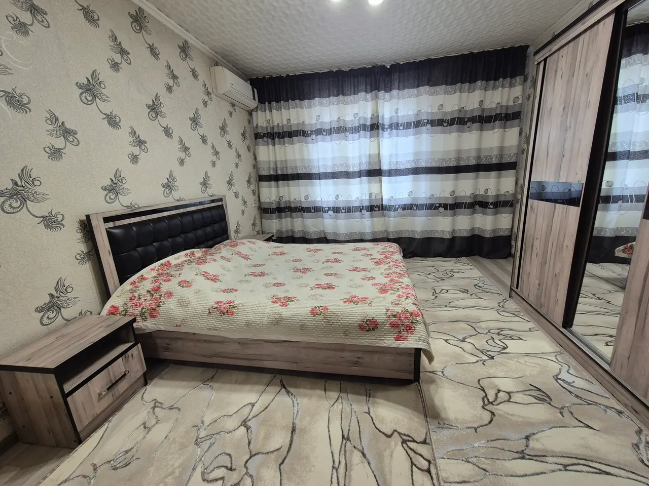Сдаётся 2-комнатная квартира, 55 м², 1/1 этаж — Алмазарский район