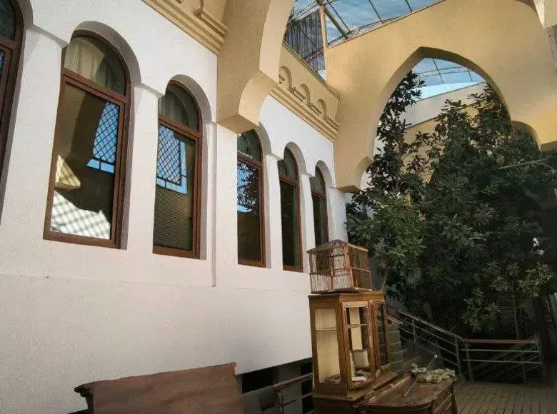Продаётся 5-комнатный дом, 2.2 сот., 300 м² — Мирзо-Улугбекский район