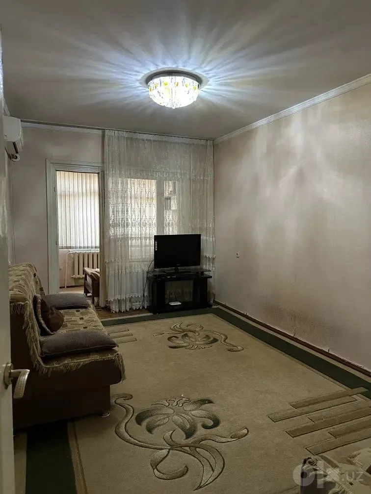 Сотилади 2 хонали квартира, 60 м², 1/5 қават — Юнусобод тумани
