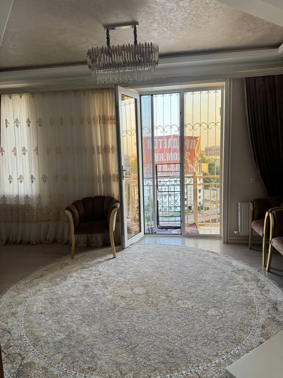 Продаётся 2-комнатная квартира, 54 м², 9/11 этаж — Юнусабадский район
