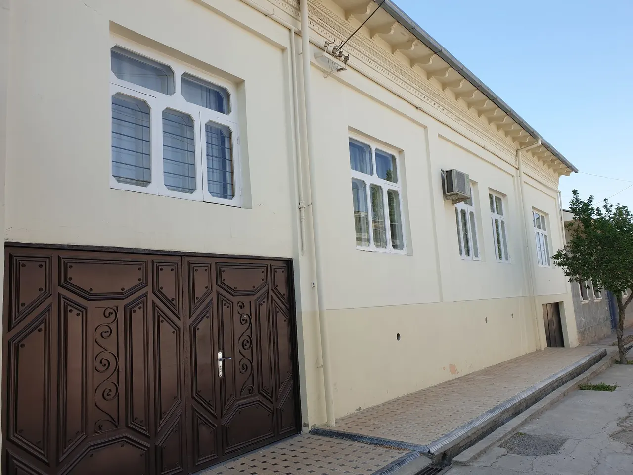 Sotiladi hovli uy, 8.6 sotix — Yunusobod tumani