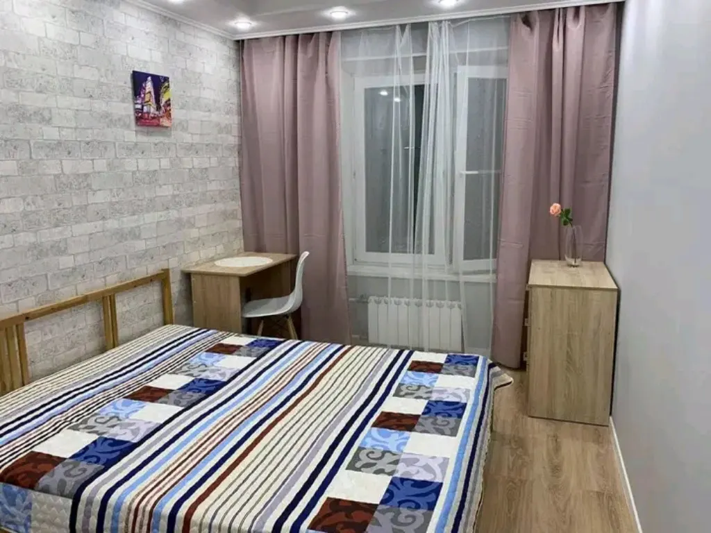 Сдаётся 1-комнатная квартира, 42 м², 2/4 этаж — Учтепинский район