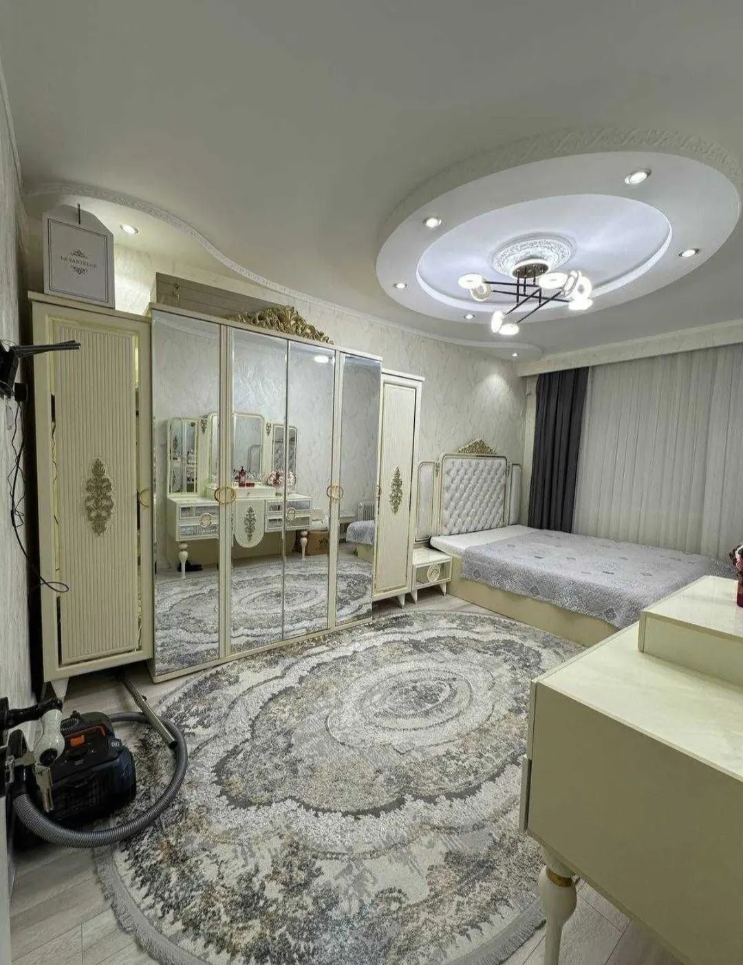 Sotiladi 4 xonali kvartira, 75 m², 3/4 qavat — Chilonzor tumani