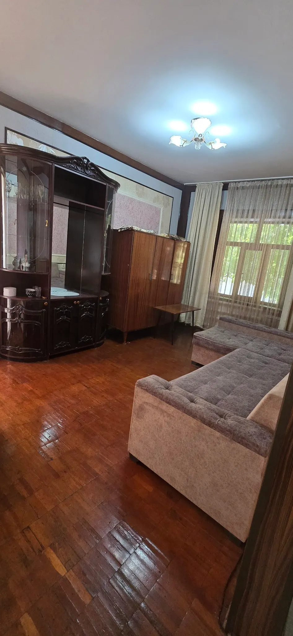 Продаётся 1-комнатная квартира, 34 м², 2/5 этаж — Мирзо-Улугбекский район
