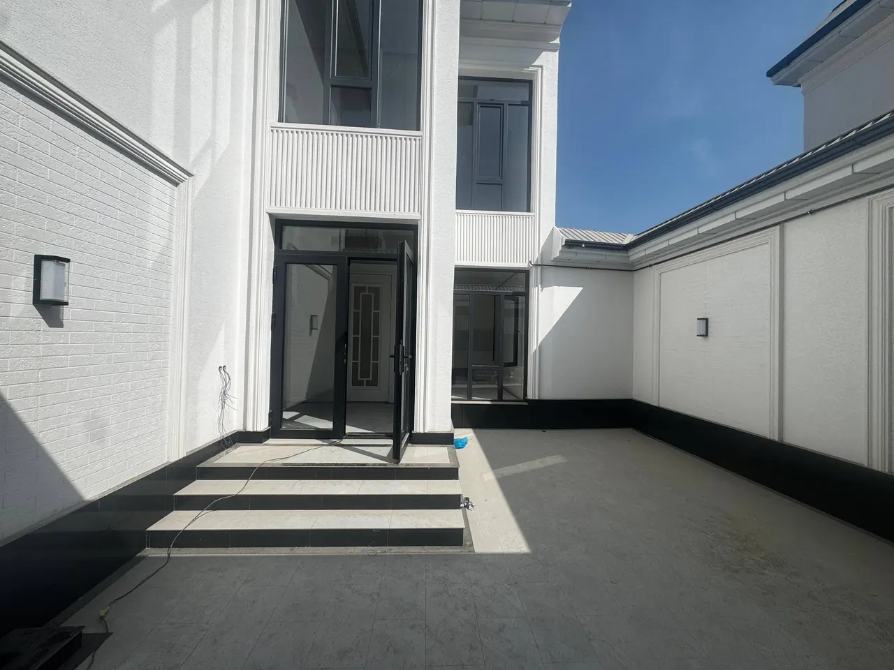 Продаётся 5-комнатный дом, 1.7 сот., 170 м², 2/2 этаж — Сергелийский район