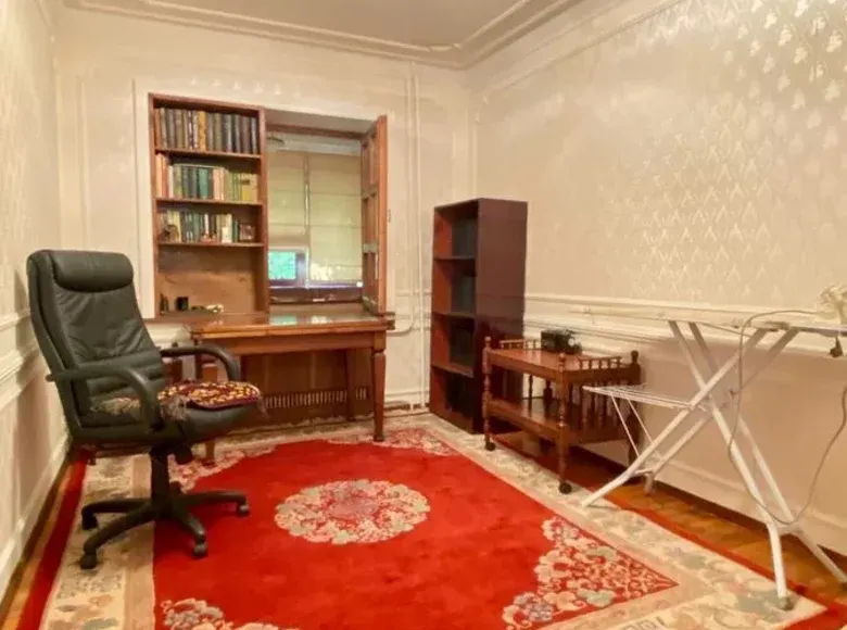 Ижарага берилади 4 хонали квартира, 120 м², 2/5 қават — Мирзо Улуғбек тумани