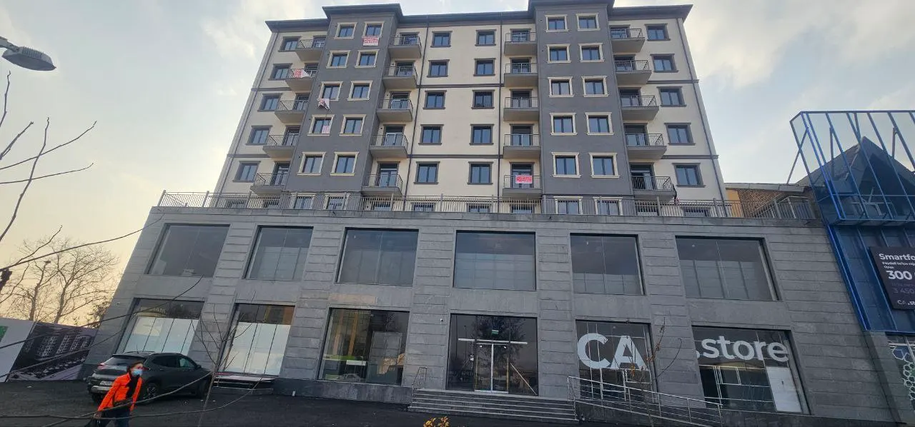 Sotiladi 2 xonali kvartira, 86 m², 3/8 qavat — Mirobod tumani