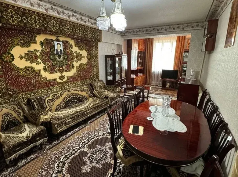Сотилади 3 хонали квартира, 70 м², 2/4 қават — Юнусобод тумани