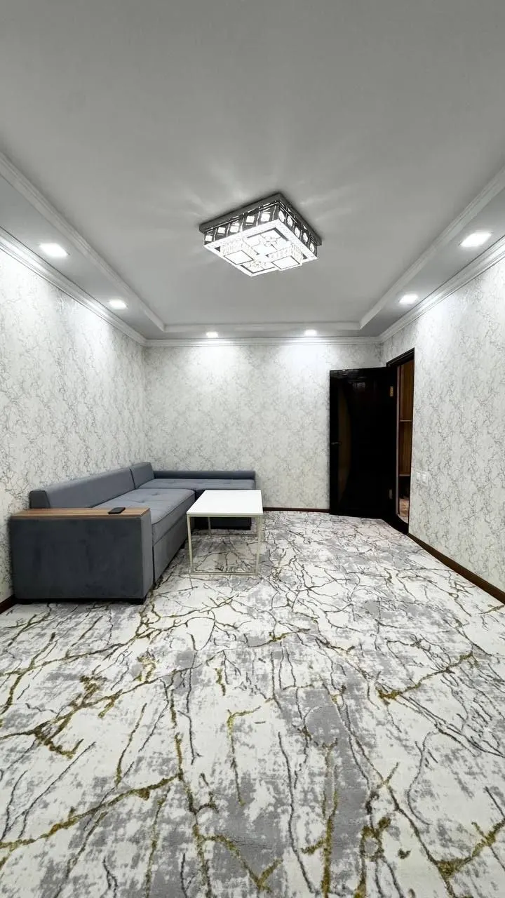 Sotiladi 3 xonali kvartira, 70 m², 1/4 qavat — Chilonzor tumani