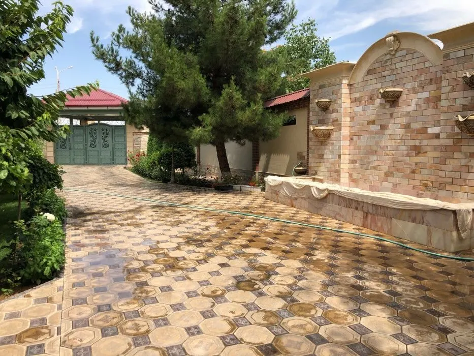 Ijaraga beriladi 6 xonali hovli uy, 25 sotix, 300 m² — Mirzo Ulugʻbek tumani