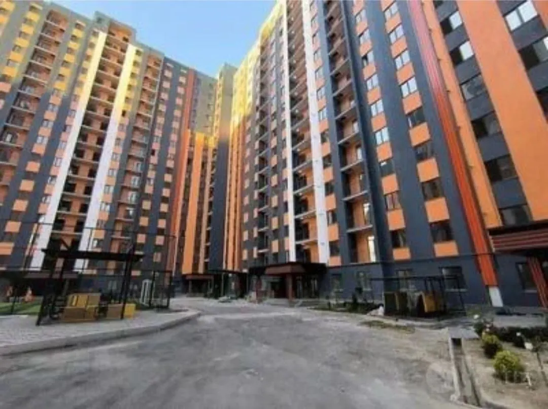 Сотилади 2 хонали квартира, 68 м², 16/17 қават — Сергели тумани