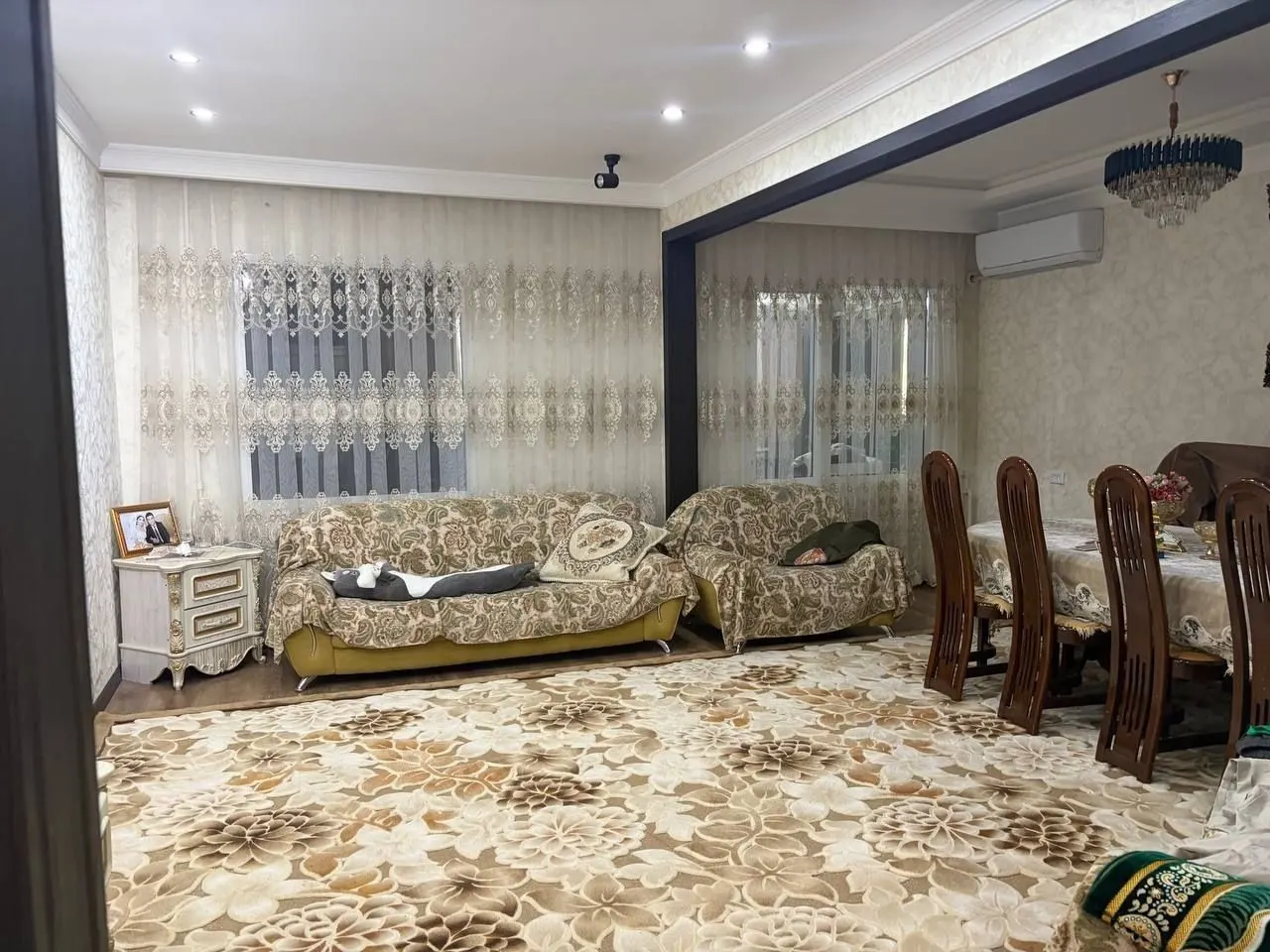Продаётся 4-комнатная квартира, 109 м², 3/4 этаж — Мирзо-Улугбекский район
