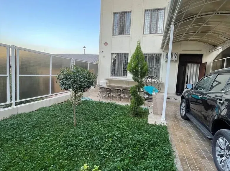 Ижарага берилади 5 хонали ҳовли уй, 250 м², 2/2 қават — Мирзо Улуғбек тумани