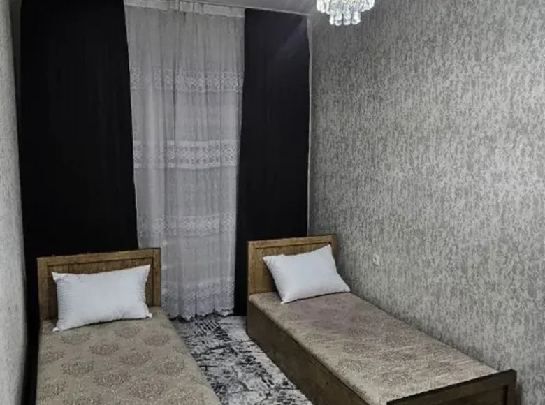 Сотилади 2 хонали квартира, 72 м², 1/9 қават — Учтепа тумани