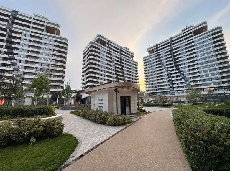 Продаётся 2-комнатная квартира, 47 м², 14/16 этаж — Яшнабадский район