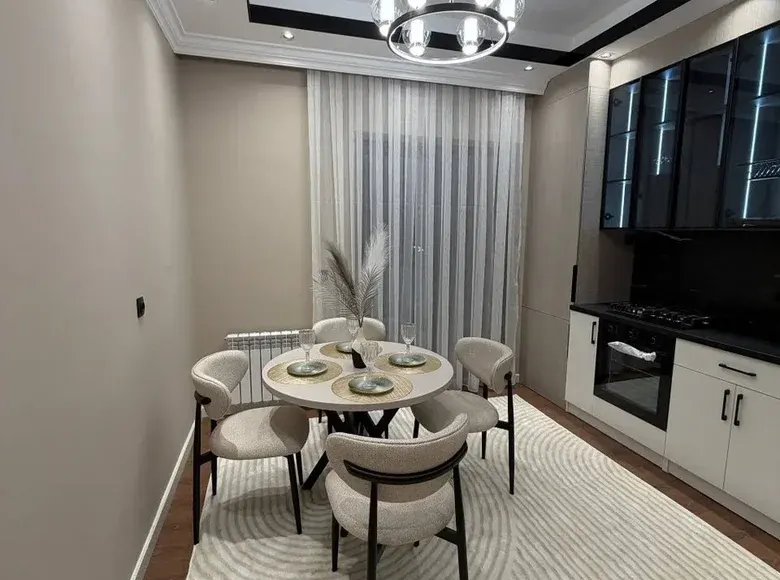 Сотилади 3 хонали квартира, 106 м², 2/9 қават — Миробод тумани