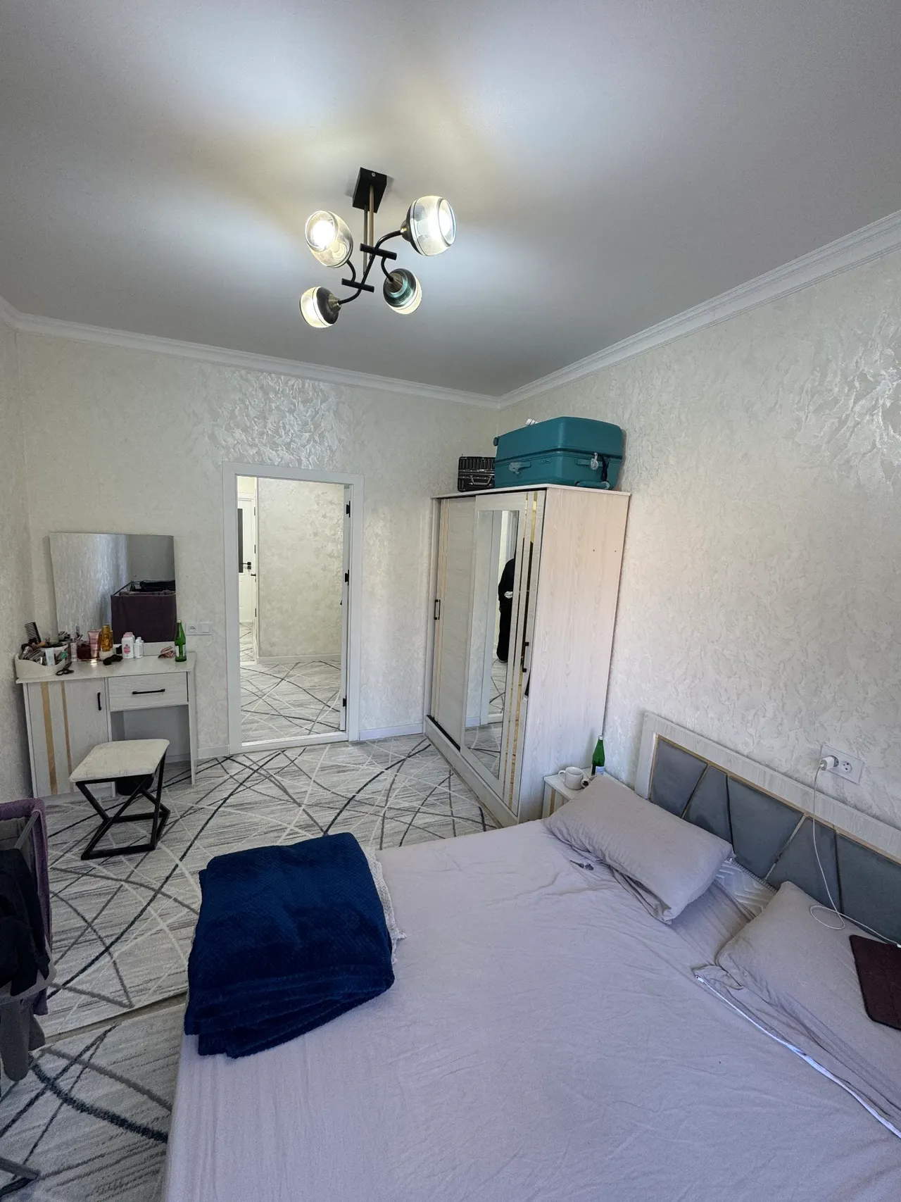 Продаётся 3-комнатная квартира, 60 м², 3/5 этаж — Алмазарский район