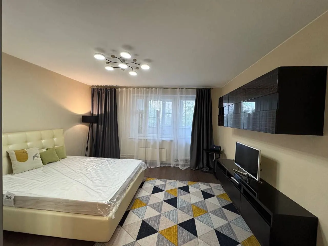 Ijaraga beriladi 1 xonali kvartira, 36 m², 5/9 qavat — Yakkasaroy tumani