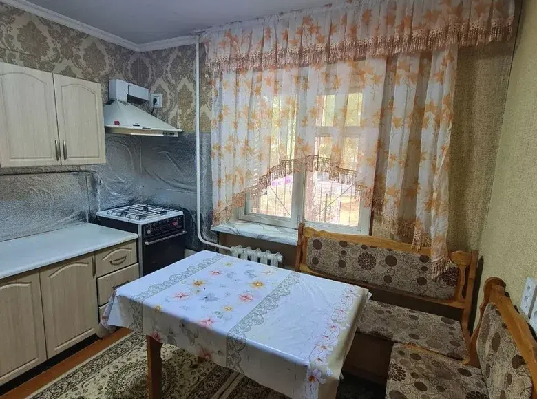 Продаётся 2-комнатная квартира, 39 м², 1/5 этаж — Учтепинский район