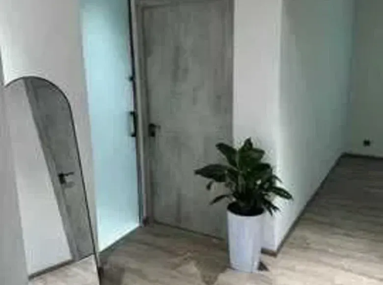 Продаётся 2-комнатная квартира, 68 м², 4/5 этаж — Мирабадский район