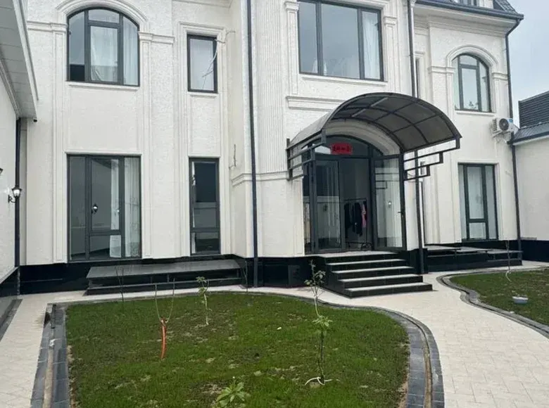 Сдаётся 10-комнатный дом, 5.6 сот., 800 м² — Мирзо-Улугбекский район