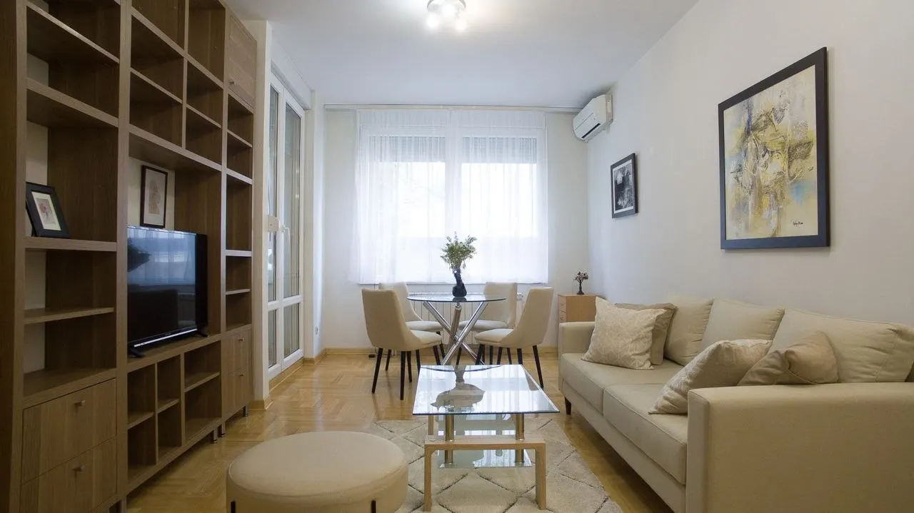 Сдаётся 2-комнатная квартира, 100 м², 4/10 этаж — Шайхантахурский район
