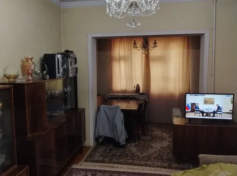 Сотилади 2 хонали квартира, 57 м², 2/4 қават — Чилонзор тумани