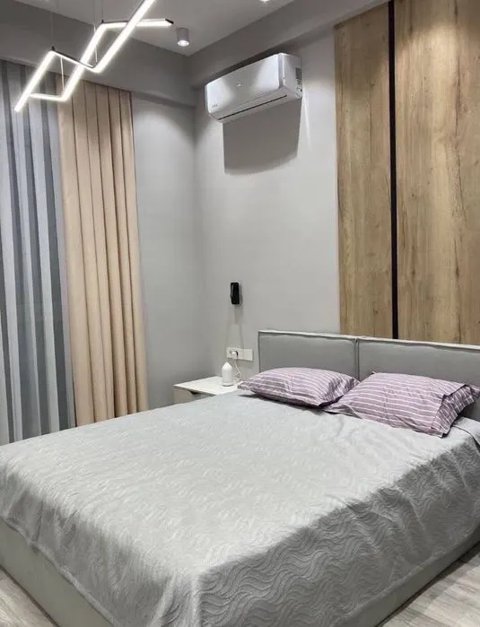 Сдаётся 2-комнатная квартира, 63 м², 2/5 этаж — Мирабадский район