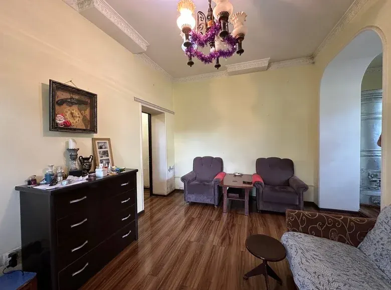 Продаётся 2-комнатная квартира, 63 м², 1/2 этаж — Яшнабадский район