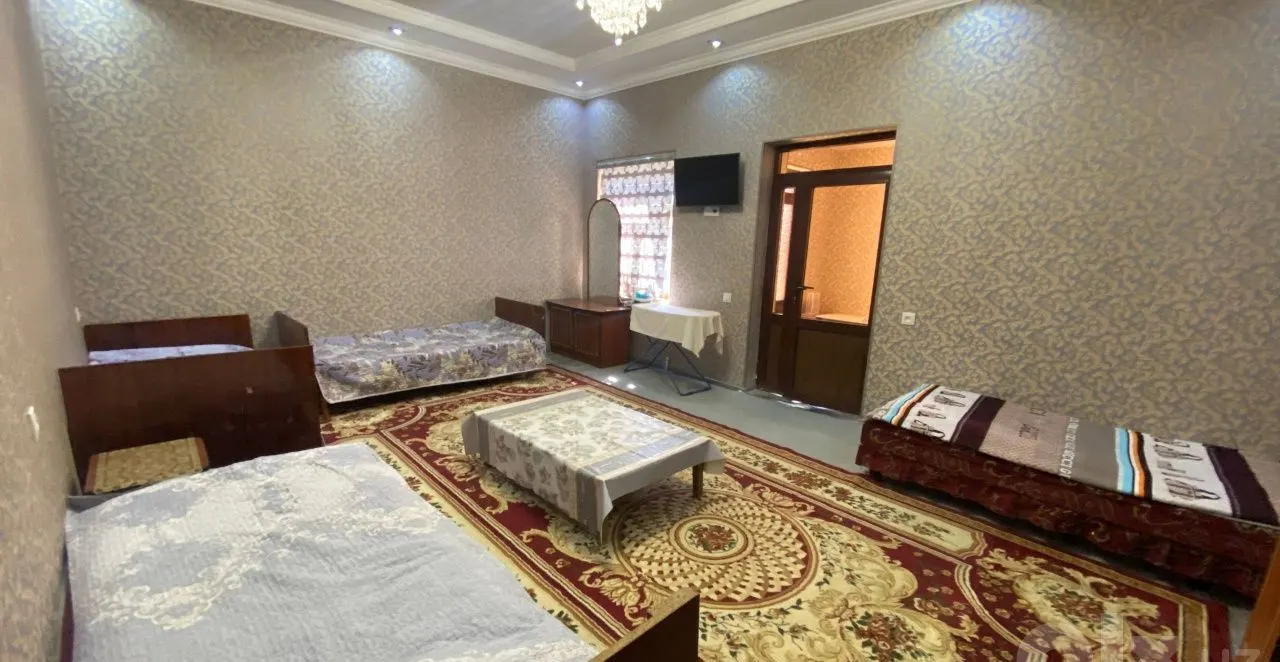 Сдаётся 1-комнатная квартира, 40 м², 1/1 этаж — Алмазарский район