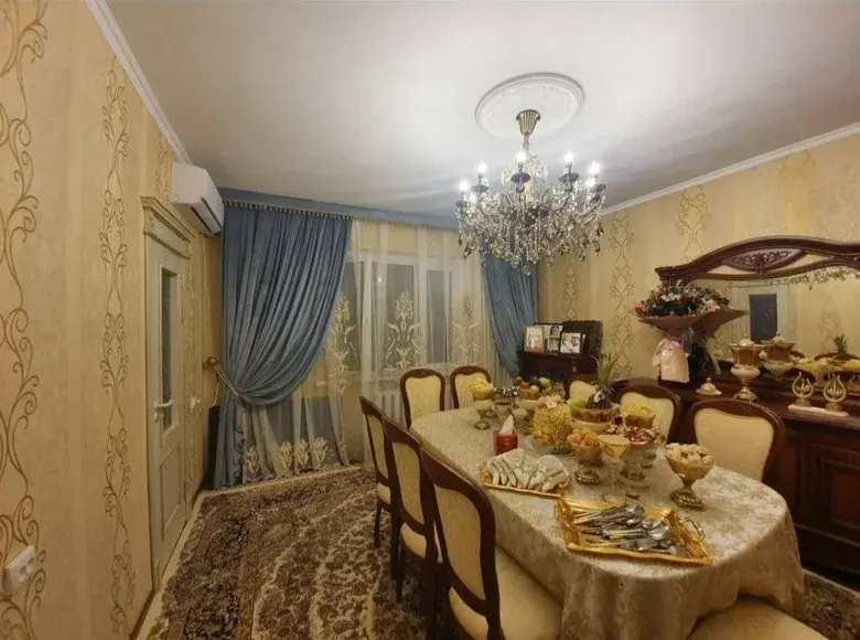 Сотилади 5 хонали квартира, 110 м², 1/9 қават — Чилонзор тумани