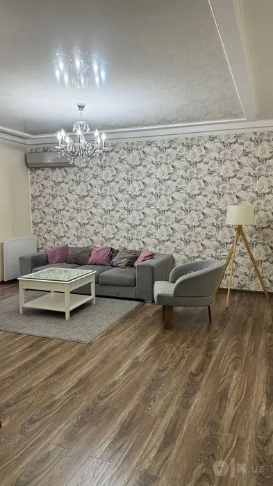Ijaraga beriladi 3 xonali kvartira, 80 m², 3/4 qavat — Yakkasaroy tumani